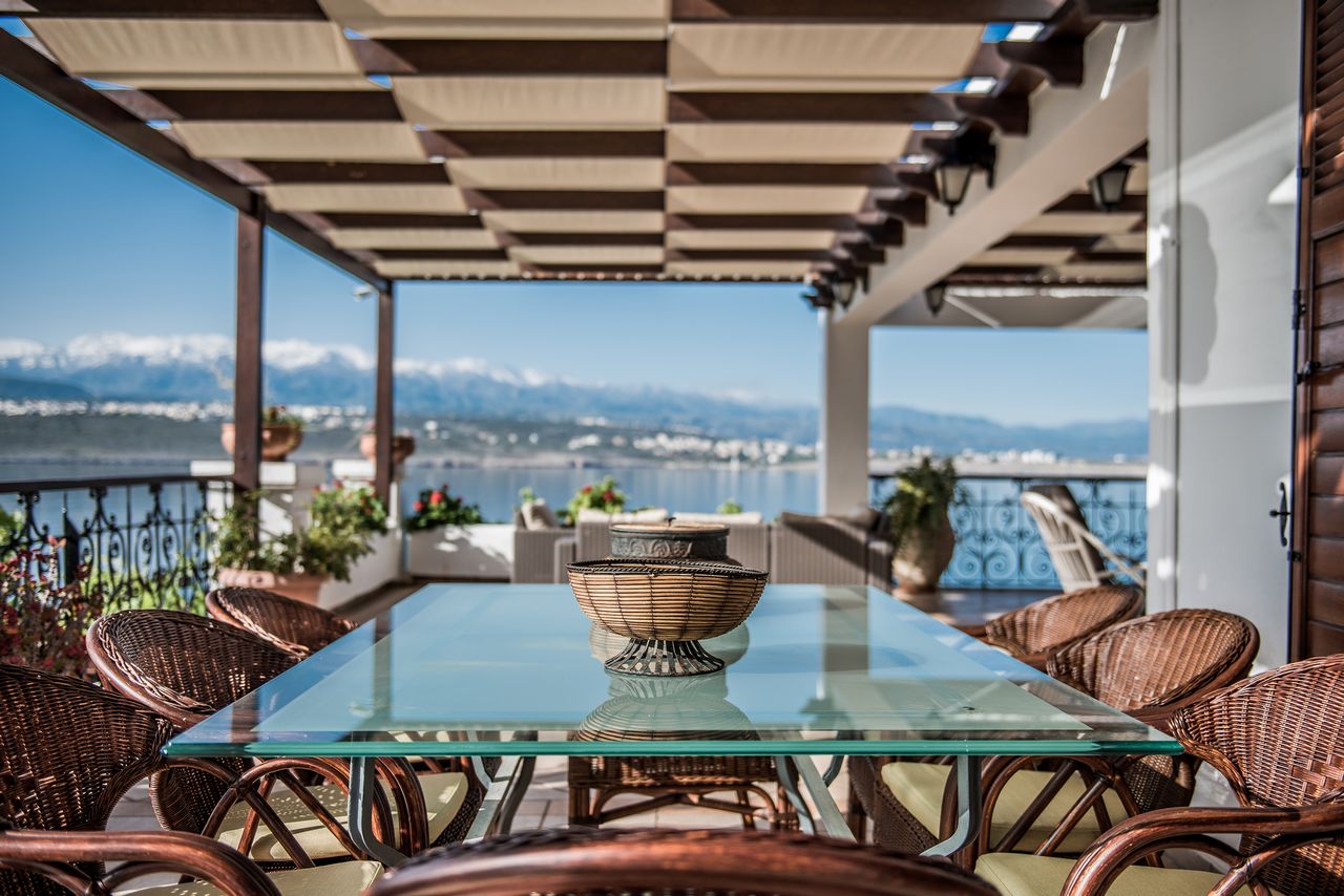 Veranda view, dining area