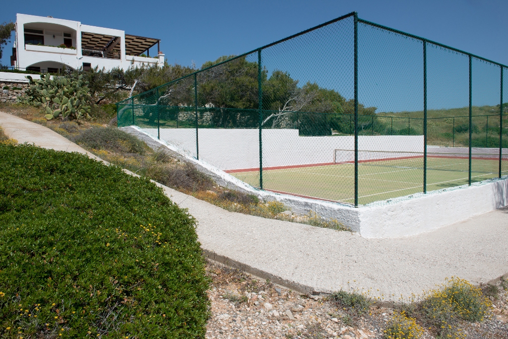 tennis court